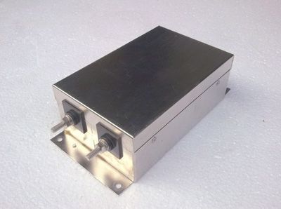 鉭電容器和固態(tài)電容哪一個(gè)好？
