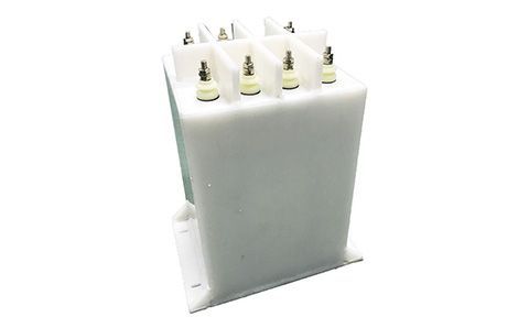 什么情況會(huì)引起補(bǔ)償電容器發(fā)生過電流？
